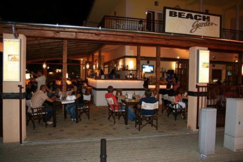 Beach Hotel Siofok Exterior photo