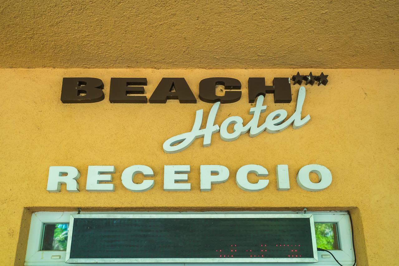 Beach Hotel Siofok Exterior photo